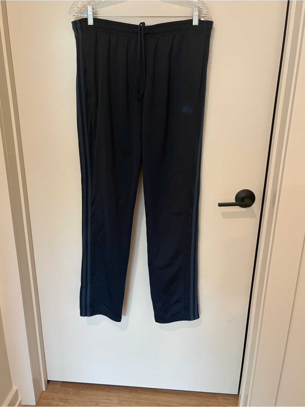 VNTG Adidas Men’s Track Pants Logo Stripes Zip Ankle Pockets Athletic Gorpcore